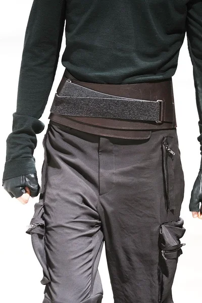 Look 28